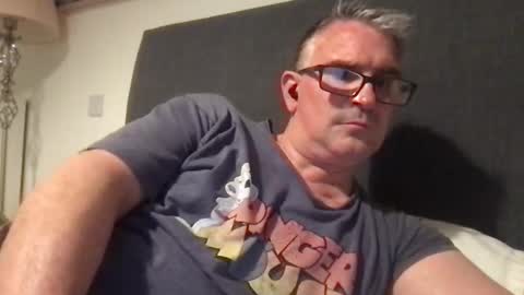 Snapshot of mrsensible chatting on 10.18.25 Mr Sensible online show from 10.18.25