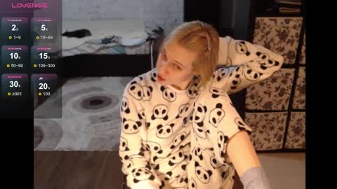 Sasha online show from 02.22.25