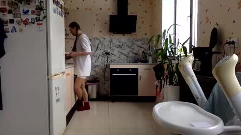 Kiti or Katia online show from 03.04.25