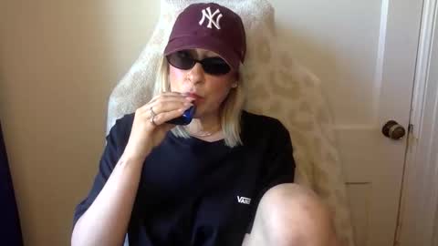 Snapshot of mrsprissxo chatting on 04.23.26 MrsPrissXO online show from 04.23.26