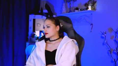 Snapshot of mrstenderbeast chatting on 12.08.24 YOUR OWNER online show from 12.08.24