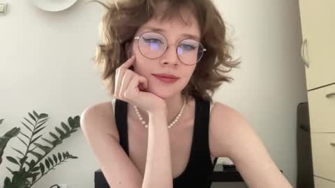 Snapshot of ms_christiana chatting on 06.05.26 ms_christiana online show from 06.05.26