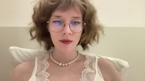 Snapshot of ms_christiana chatting on 06.14.26 ms_christiana online show from 06.14.26