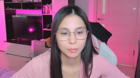 ms_emily_ online show from 04.11.26