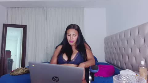 Freya online show from 02.19.25