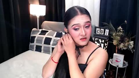 Ash online show from 11.04.25