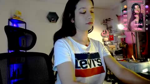 Snapshot of ms_lissa chatting on 04.18.26 MISS LISSA online show from 04.18.26