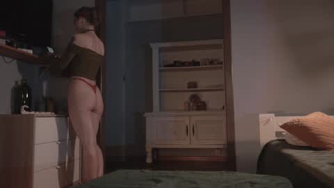 Snapshot of ms_lorelei chatting on 01.26.25 Lore online show from 01.26.25