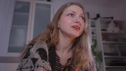 Snapshot of ms_lorelei chatting on 09.25.25 Lore online show from 09.25.25