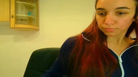 ms_sophiee online show from 01.23.25