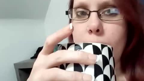 Snapshot of msalls1124 chatting on 02.05.26 melissa online show from 02.05.26