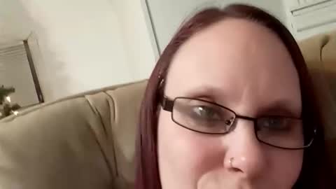 Snapshot of msalls1124 chatting on 02.08.26 melissa online show from 02.08.26