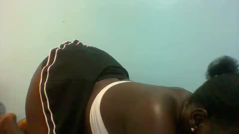 Snapshot of mseseseko0 chatting on 05.11.26 mseseseko0 online show from 05.11.26