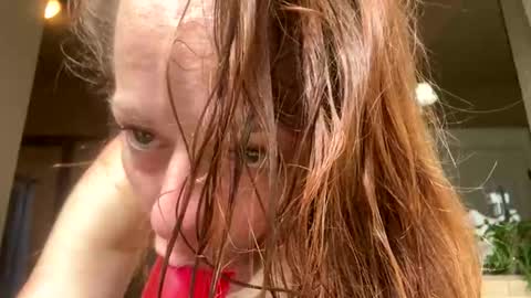 msfreckles92 online show from 05.02.26