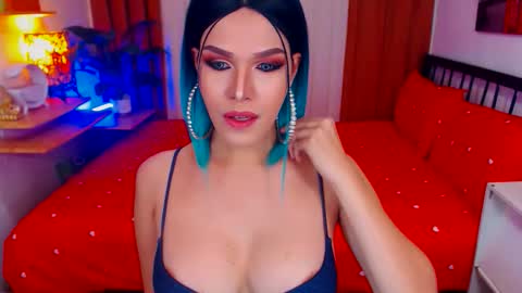 Snapshot of mshardhugedickx chatting on 04.05.26 Goddess Tyra online show from 04.05.26