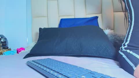 FERNANDA 3 online show from 12.17.25