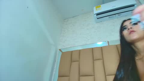 Snapshot of mss_samy chatting on 02.01.25 MARIA ANTONELLA 3 online show from 02.01.25