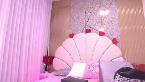 Manuela  online show from 02.14.26