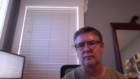 Snapshot of mtbrdr73 chatting on 09.30.25 mtbrdr73 online show from 09.30.25