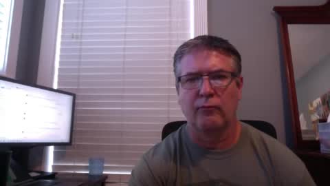 Snapshot of mtbrdr76 chatting on 04.20.26 Fun time Daddy online show from 04.20.26