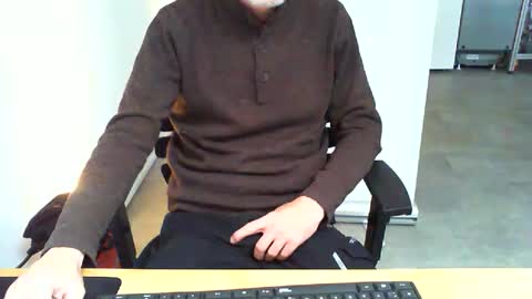 Snapshot of mucfag chatting on 01.10.26 mucfag online show from 01.10.26