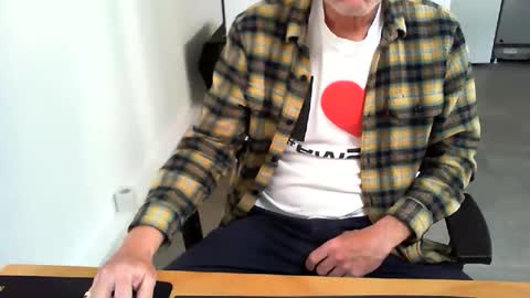 Snapshot of mucfag chatting on 05.11.26 mucfag online show from 05.11.26