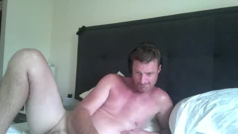 Snapshot of mudjimba chatting on 12.16.24 mudjimba online show from 12.16.24