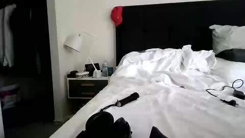 Snapshot of mudjimba chatting on 02.27.25 mudjimba online show from 02.27.25