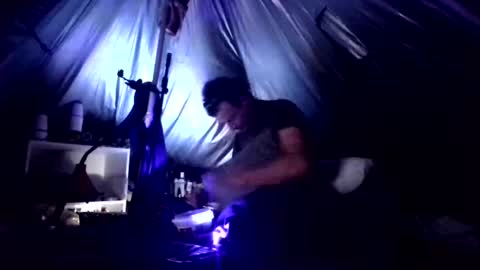 Snapshot of mudjimba chatting on 09.22.25 mudjimba online show from 09.22.25