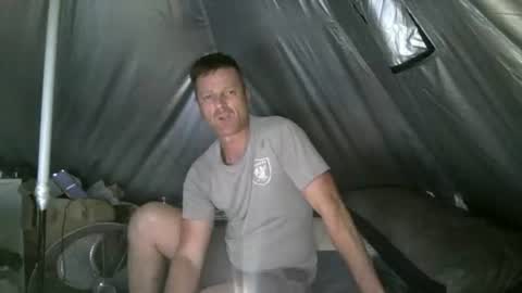 Snapshot of mudjimba chatting on 11.11.25 mudjimba online show from 11.11.25