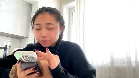 Mia online show from 02.25.26