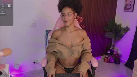 Snapshot of mulata_ch chatting on 07.03.26 HEY GUYS IF YOU LIKE SEXY SHOW YOU ARE IN THE CORRECT PLACE CU WENESDAY PVT OPEN TRANSMISSION TIME 5 PM - 10 PM COLOMBIA online show from 07.03.26