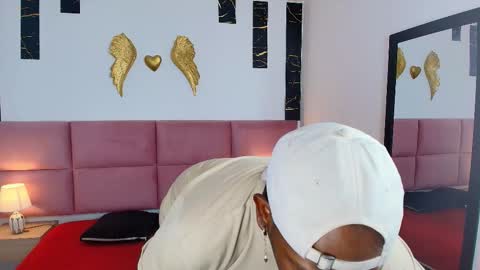 Snapshot of muller_asher chatting on 10.15.25 Muller Asher online show from 10.15.25