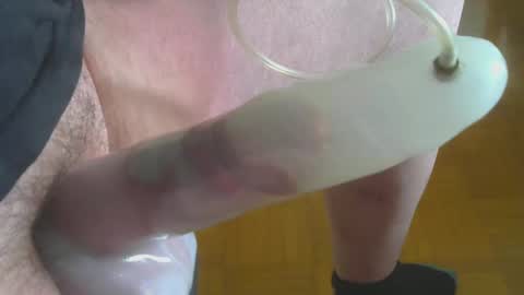 Snapshot of multiplecumandorgasm chatting on 02.27.25 Juicy German Cock online show from 02.27.25