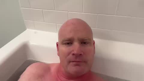 Snapshot of multipopper chatting on 12.04.24 multipopper online show from 12.04.24