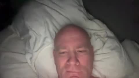 Snapshot of multipopper chatting on 01.04.25 multipopper online show from 01.04.25