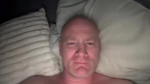 Snapshot of multipopper chatting on 01.18.25 multipopper online show from 01.18.25