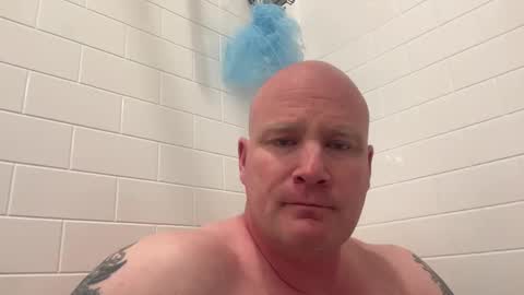 Snapshot of multipopper chatting on 02.14.25 multipopper online show from 02.14.25