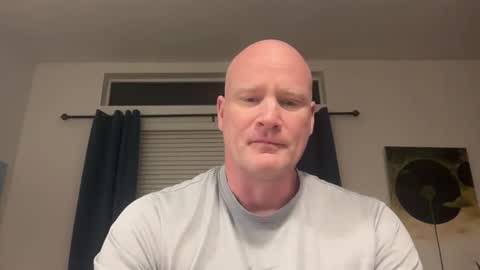 Snapshot of multipopper chatting on 02.15.25 multipopper online show from 02.15.25