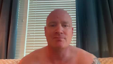 Snapshot of multipopper chatting on 02.19.25 multipopper online show from 02.19.25