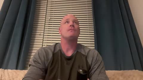 Snapshot of multipopper chatting on 03.02.25 multipopper online show from 03.02.25