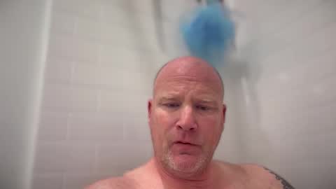 Snapshot of multipopper chatting on 11.01.25 multipopper online show from 11.01.25