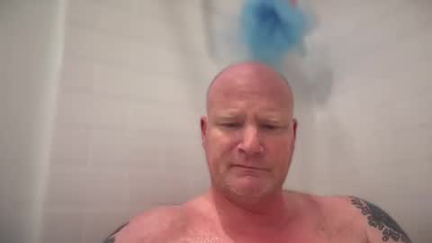 Snapshot of multipopper chatting on 12.13.25 multipopper online show from 12.13.25