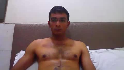 Snapshot of mumbaimonster8inch chatting on 03.27.26 rajesh engineer online show from 03.27.26