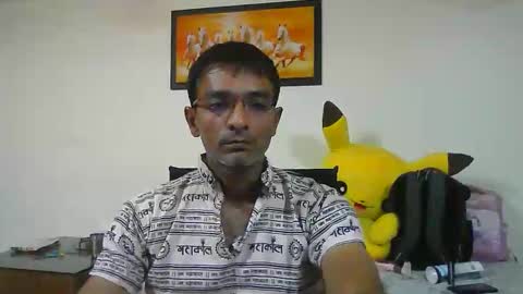 Snapshot of mumbaimonster8inch chatting on 04.15.26 rajesh engineer online show from 04.15.26