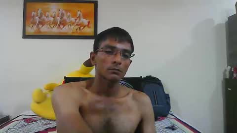 Snapshot of mumbaimonster8inch chatting on 04.18.26 rajesh engineer online show from 04.18.26