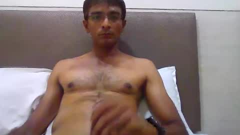 Snapshot of mumbaimonster8inch chatting on 05.22.26 rajesh engineer online show from 05.22.26