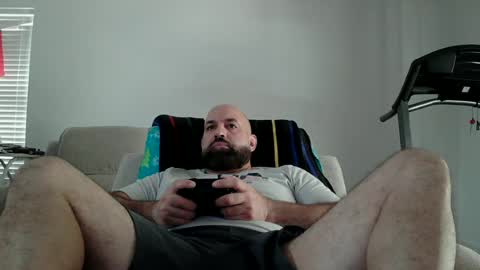 Snapshot of munchies420 chatting on 07.14.26 Bearded online show from 07.14.26