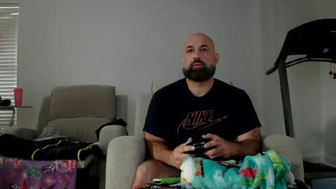 Snapshot of munchies420 chatting on 07.27.26 Bearded online show from 07.27.26
