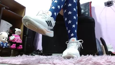 Snapshot of murielbrown chatting on 02.14.25 Muriel online show from 02.14.25